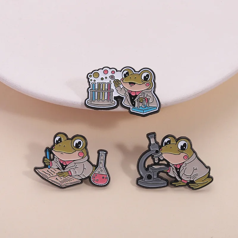 Science Buddies - Science Laboratory Frog Enamel Pin Science