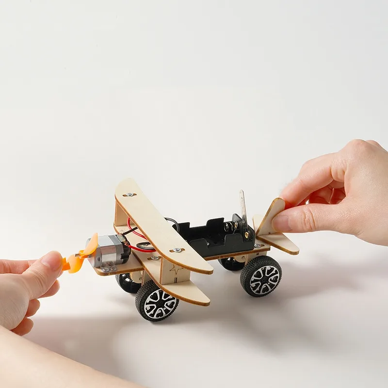 DIY Assembled Electric Glider  - Science Hobby Kit recension och pris